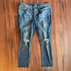 NEW! Torrid. 12T. High-Rise Straight Jeans. Button-fly. Studded detail with slit